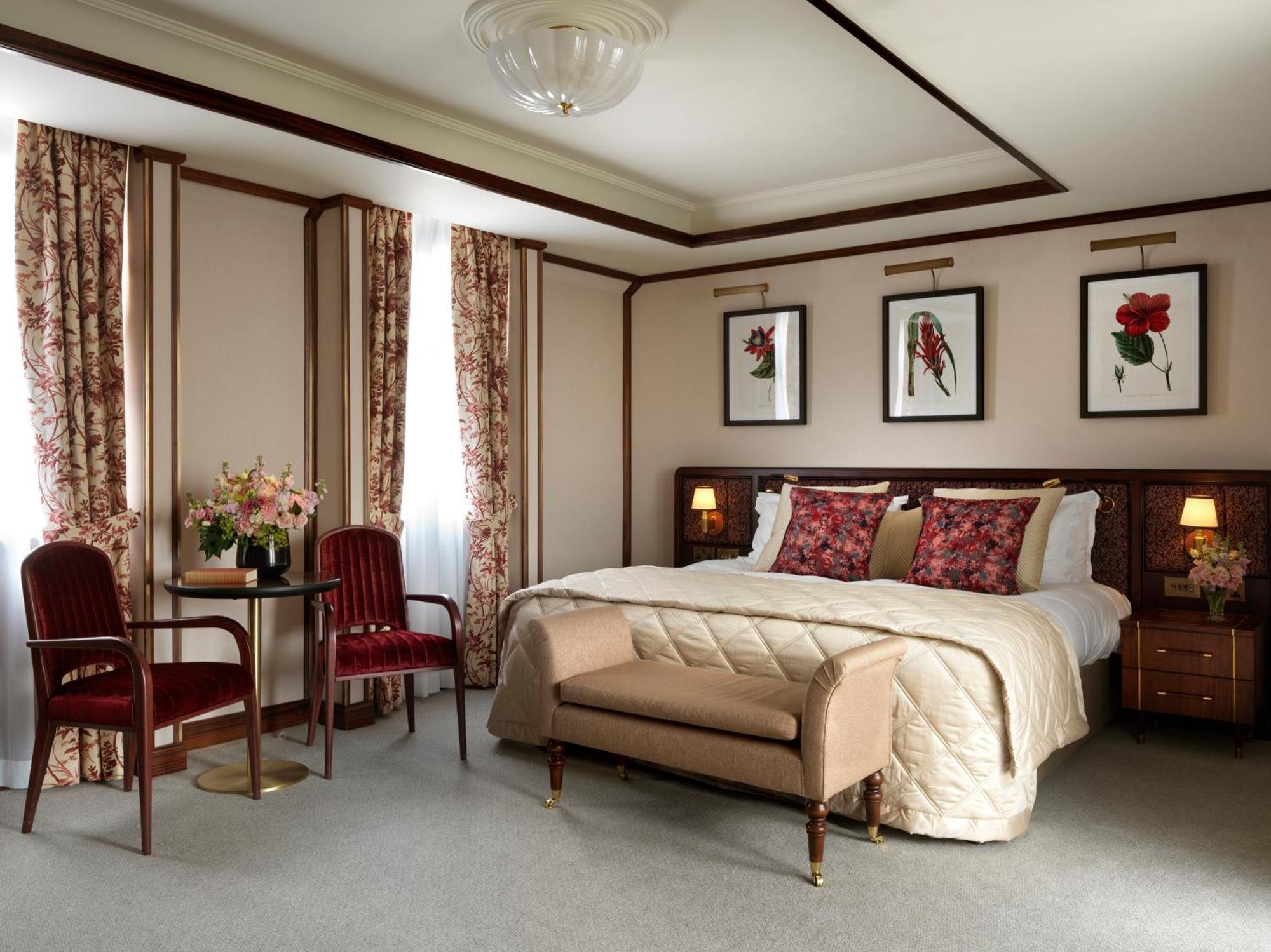 The Stafford London Hotel Екстериор снимка A bedroom at the hotel