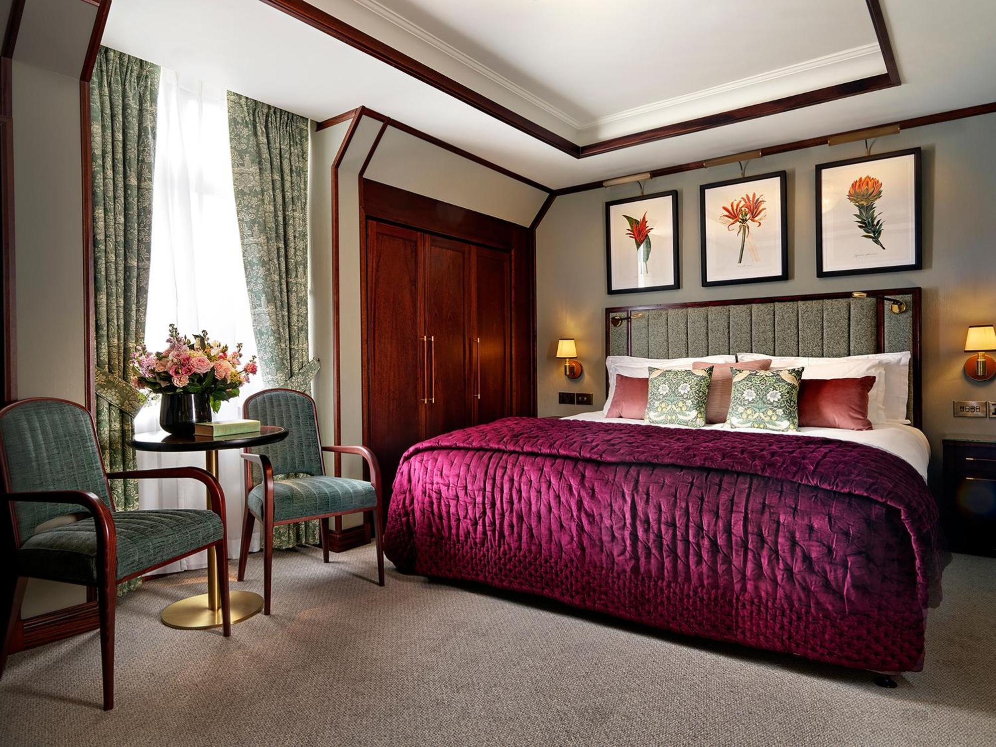 The Stafford London Hotel Екстериор снимка A bedroom at the hotel