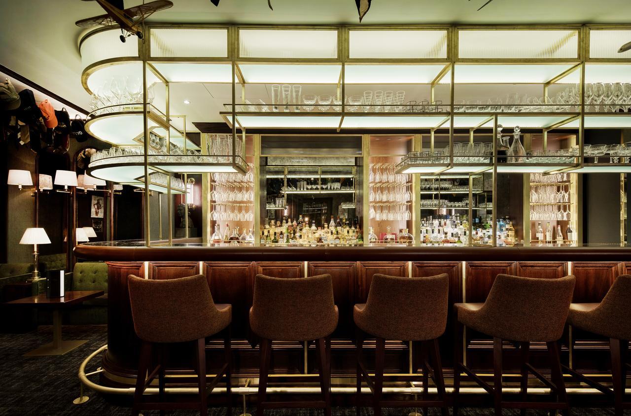 The Stafford London Hotel Екстериор снимка The bar at the Connaught